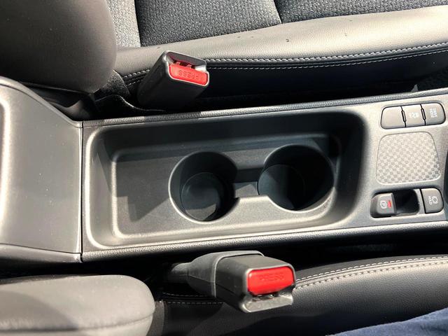 ヤリスクロス Ｚ　禁煙車　衝突軽減システム　レーダークルーズ　ディスプレイオーディオ　バックカメラ　フルセグ　ドライブレコーダー　ＥＴＣ　Ｂｌｕｅｔｏｏｔｈ再生　ハーフレザーシート　シートヒーター　パワーシート（58枚目）