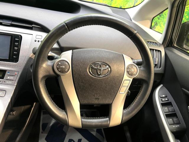 プリウス Gツーリングセレクションレザーパッケージ 禁煙車 純正ナビ バックカメラ クルーズコントロール ETC Bluetooth再生 レザーシート パワーシート シートヒーター LEDヘッドライト 純正17インチアルミホイール スマートキー(11枚目)