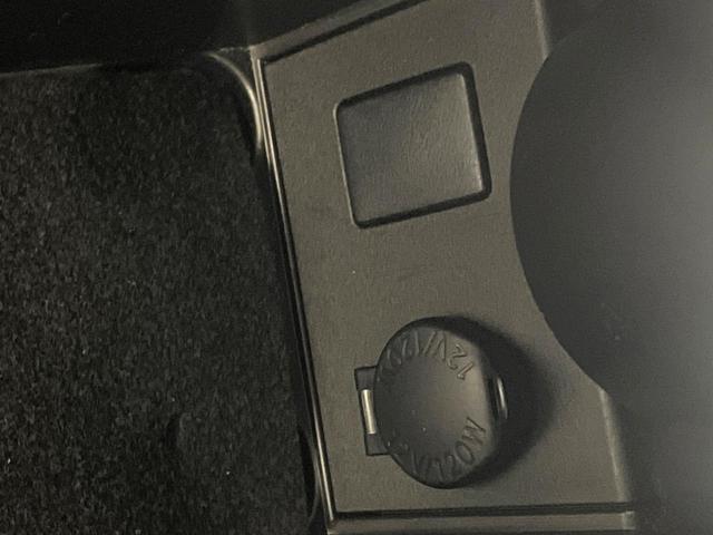 プリウス Gツーリングセレクションレザーパッケージ 禁煙車 純正ナビ バックカメラ クルーズコントロール ETC Bluetooth再生 レザーシート パワーシート シートヒーター LEDヘッドライト 純正17インチアルミホイール スマートキー(60枚目)