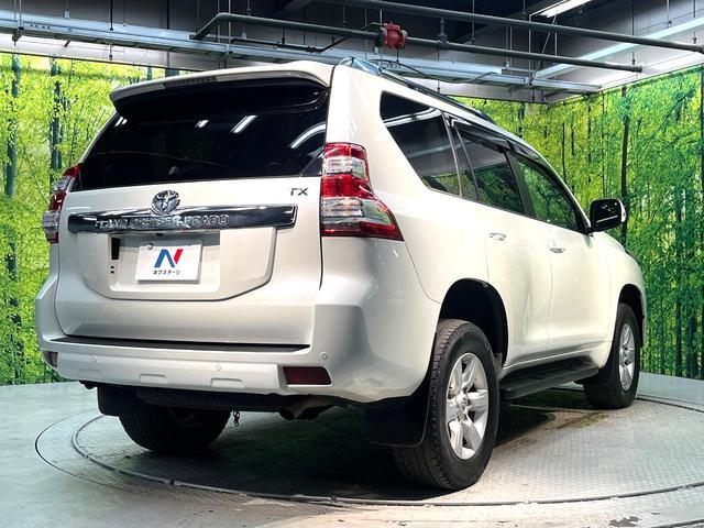 ランドクルーザープラド TX Lパッケージ 禁煙車 4WD 純正ナビ バックカメラ フルセグ ドライブレコーダー ETC Bluetooth再生 レザーシート シートヒーター パワーシート LEDヘッド クルーズコントロール クリアランスソナー(17枚目)