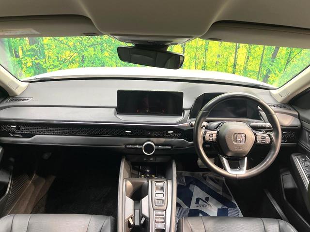 アコード ｅ：ＨＥＶ　禁煙車　衝突軽減システム　アダプティブクルーズ　純正１２．３型コネクトディスプレイ　全周囲カメラ　フルセグ　ＥＴＣ２．０　レザーシート　パワーシート　フルＬＥＤヘッド（2枚目）