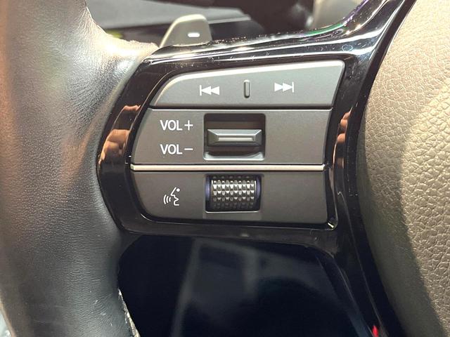 アコード ｅ：ＨＥＶ　禁煙車　衝突軽減システム　アダプティブクルーズ　純正１２．３型コネクトディスプレイ　全周囲カメラ　フルセグ　ＥＴＣ２．０　レザーシート　パワーシート　フルＬＥＤヘッド（43枚目）