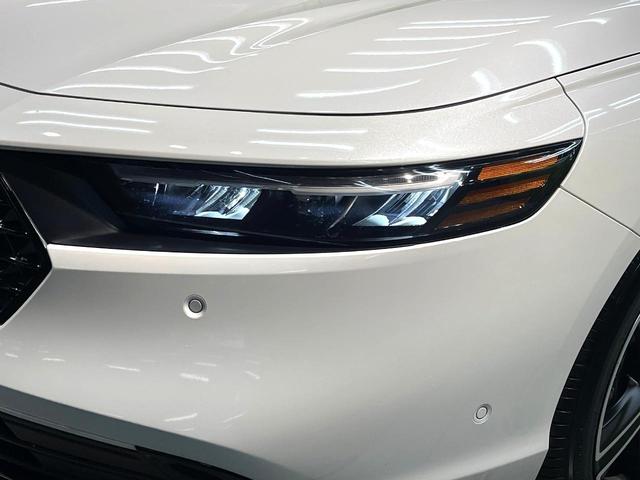 アコード ｅ：ＨＥＶ　禁煙車　衝突軽減システム　アダプティブクルーズ　純正１２．３型コネクトディスプレイ　全周囲カメラ　フルセグ　ＥＴＣ２．０　レザーシート　パワーシート　フルＬＥＤヘッド（59枚目）