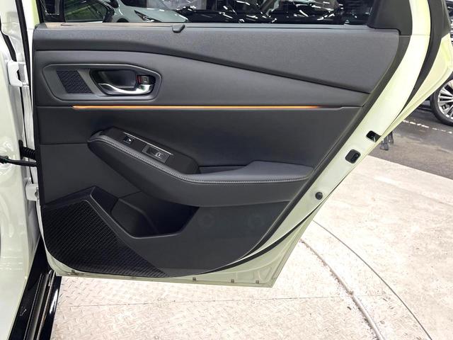 アコード ｅ：ＨＥＶ　禁煙車　衝突軽減システム　アダプティブクルーズ　純正１２．３型コネクトディスプレイ　全周囲カメラ　フルセグ　ＥＴＣ２．０　レザーシート　パワーシート　フルＬＥＤヘッド（75枚目）