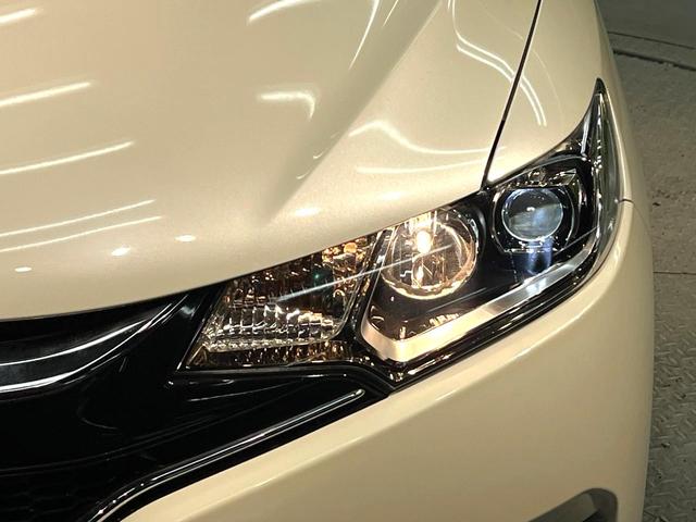 フィット １３Ｇ・Ｌパッケージ　ファインエディション　禁煙車　衝突軽減システム　バックカメラ　ディスプレイオーディオ　ＬＥＤヘッド　ハーフレザー　クルーズコントロール　スマートキー　地デジ　ＣＤ再生　プライバシーガラス　盗難防止装置　アイドリングストップ（31枚目）