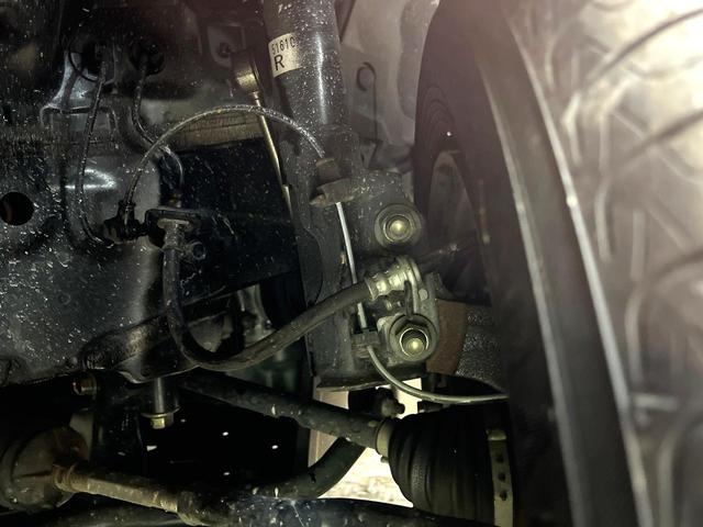 フィット １３Ｇ・Ｌパッケージ　ファインエディション　禁煙車　衝突軽減システム　バックカメラ　ディスプレイオーディオ　ＬＥＤヘッド　ハーフレザー　クルーズコントロール　スマートキー　地デジ　ＣＤ再生　プライバシーガラス　盗難防止装置　アイドリングストップ（35枚目）