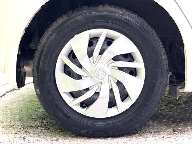 フィット １３Ｇ・Ｌパッケージ　ファインエディション　禁煙車　衝突軽減システム　バックカメラ　ディスプレイオーディオ　ＬＥＤヘッド　ハーフレザー　クルーズコントロール　スマートキー　地デジ　ＣＤ再生　プライバシーガラス　盗難防止装置　アイドリングストップ（37枚目）