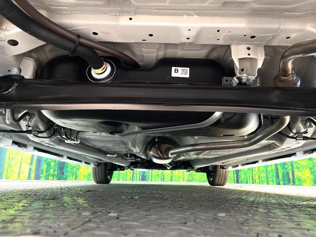 スペーシアカスタム ハイブリッドＸＳ　届出済未使用車　両側電動スライドドア　純正９型ナビ　全周囲カメラ　衝突被害軽減システム　レーダークルーズ　ハーフレザーシート　シートヒーター　コーナーセンサー　ＬＥＤヘッド　オートマチックハイビーム（19枚目）