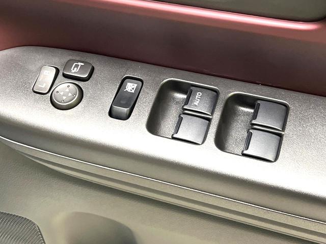 スペーシアカスタム ハイブリッドＸＳ　届出済未使用車　両側電動スライドドア　純正９型ナビ　全周囲カメラ　衝突被害軽減システム　レーダークルーズ　ハーフレザーシート　シートヒーター　コーナーセンサー　ＬＥＤヘッド　オートマチックハイビーム（45枚目）