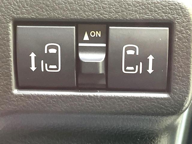 スペーシアカスタム ハイブリッドＸＳ　届出済未使用車　衝突軽減装置　電動スライドドア　純正９インチナビ　全周囲カメラ　前席シートヒーター　ＬＥＤヘッドライト　オートライト　オートエアコン　純正１５インチアルミホイール　スマートキー（5枚目）