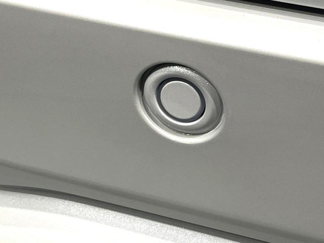 スペーシアカスタム ハイブリッドＸＳ　届出済未使用車　衝突軽減装置　電動スライドドア　純正９インチナビ　全周囲カメラ　前席シートヒーター　ＬＥＤヘッドライト　オートライト　オートエアコン　純正１５インチアルミホイール　スマートキー（25枚目）