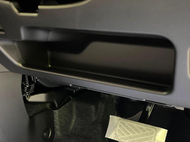 スペーシアカスタム ハイブリッドＸＳ　届出済未使用車　衝突軽減装置　電動スライドドア　純正９インチナビ　全周囲カメラ　前席シートヒーター　ＬＥＤヘッドライト　オートライト　オートエアコン　純正１５インチアルミホイール　スマートキー（46枚目）