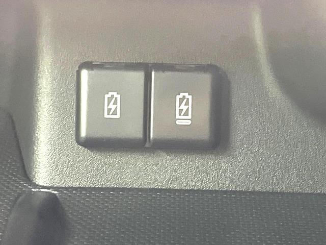 スペーシアカスタム ハイブリッドＸＳ　届出済未使用車　衝突軽減装置　電動スライドドア　純正９インチナビ　全周囲カメラ　前席シートヒーター　ＬＥＤヘッドライト　オートライト　オートエアコン　純正１５インチアルミホイール　スマートキー（65枚目）