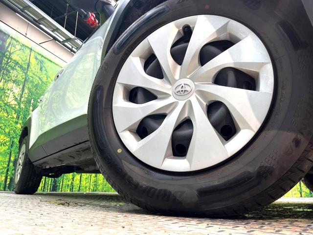 ヤリスクロス Ｘ　ディスプレイオーディオ　衝突被害軽減システム　レーダークルーズ　禁煙車　コーナーセンサー　バックカメラ　ビルトインＥＴＣ　オートハイビーム　車線逸脱警報　オートライト　Ｂｌｕｅｔｏｏｔｈ　フルセグ（13枚目）