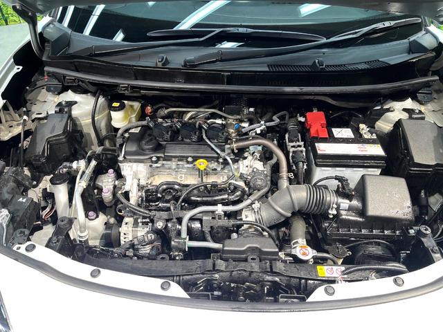 ヤリスクロス Ｘ　ディスプレイオーディオ　衝突被害軽減システム　レーダークルーズ　禁煙車　コーナーセンサー　バックカメラ　ビルトインＥＴＣ　オートハイビーム　車線逸脱警報　オートライト　Ｂｌｕｅｔｏｏｔｈ　フルセグ（18枚目）