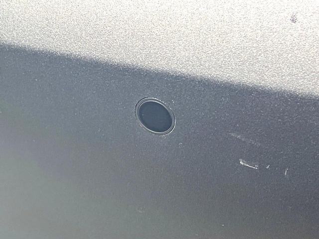 ヤリスクロス Ｘ　ディスプレイオーディオ　衝突被害軽減システム　レーダークルーズ　禁煙車　コーナーセンサー　バックカメラ　ビルトインＥＴＣ　オートハイビーム　車線逸脱警報　オートライト　Ｂｌｕｅｔｏｏｔｈ　フルセグ（34枚目）