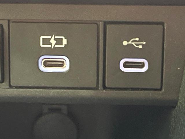 ヤリスクロス Ｘ　ディスプレイオーディオ　衝突被害軽減システム　レーダークルーズ　禁煙車　コーナーセンサー　バックカメラ　ビルトインＥＴＣ　オートハイビーム　車線逸脱警報　オートライト　Ｂｌｕｅｔｏｏｔｈ　フルセグ（43枚目）