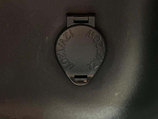 ヤリスクロス Ｘ　ディスプレイオーディオ　衝突被害軽減システム　レーダークルーズ　禁煙車　コーナーセンサー　バックカメラ　ビルトインＥＴＣ　オートハイビーム　車線逸脱警報　オートライト　Ｂｌｕｅｔｏｏｔｈ　フルセグ（60枚目）