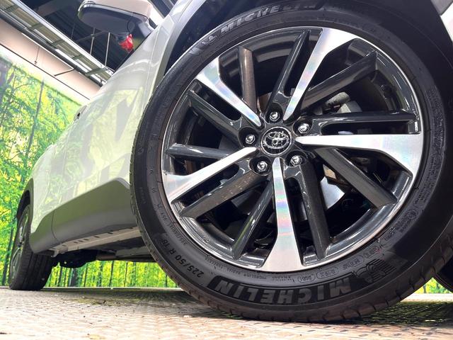 カローラクロス ハイブリッド　Ｚ　禁煙車　衝突軽減装置　純正１０．５インチナビ付ディスプレイオーディオ　パワーバックドア　ハーフレザーシート　パワーシート　ＥＴＣ２．０　シートヒーター　ＬＥＤライト　オートマチックハイビーム（13枚目）