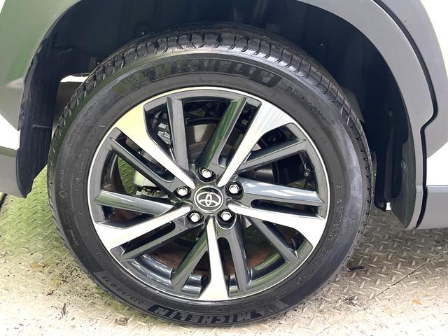 カローラクロス ハイブリッド　Ｚ　禁煙車　衝突軽減装置　純正１０．５インチナビ付ディスプレイオーディオ　パワーバックドア　ハーフレザーシート　パワーシート　ＥＴＣ２．０　シートヒーター　ＬＥＤライト　オートマチックハイビーム（34枚目）