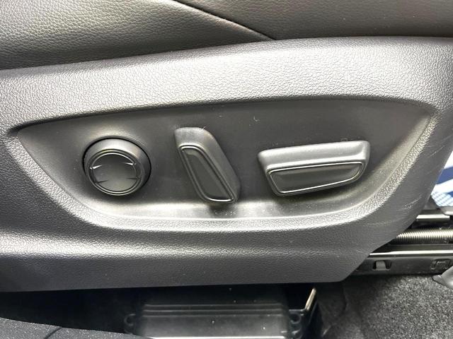 カローラクロス ハイブリッド　Ｚ　禁煙車　衝突軽減装置　純正１０．５インチナビ付ディスプレイオーディオ　パワーバックドア　ハーフレザーシート　パワーシート　ＥＴＣ２．０　シートヒーター　ＬＥＤライト　オートマチックハイビーム（48枚目）