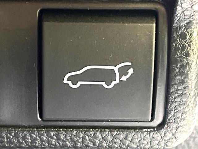 カローラクロス ハイブリッド　Ｚ　禁煙車　衝突軽減装置　純正１０．５インチナビ付ディスプレイオーディオ　パワーバックドア　ハーフレザーシート　パワーシート　ＥＴＣ２．０　シートヒーター　ＬＥＤライト　オートマチックハイビーム（49枚目）