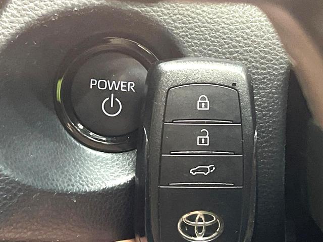 カローラクロス ハイブリッド　Ｚ　禁煙車　衝突軽減装置　純正１０．５インチナビ付ディスプレイオーディオ　パワーバックドア　ハーフレザーシート　パワーシート　ＥＴＣ２．０　シートヒーター　ＬＥＤライト　オートマチックハイビーム（62枚目）