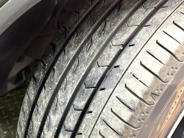 ジューク １５ＲＳ　アーバンセレクション　禁煙車　ＳＤナビ　バックカメラ　Ｂｌｕｅｔｏｏｔｈ再生　ＨＩＤヘッドライト　ＥＴＣ　フルセグ　オートライト　オートエアコン　スマートキー　１８インチアルミホイール　電動格納ミラー（36枚目）