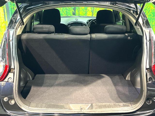 ジューク １５ＲＳ　アーバンセレクション　禁煙車　ＳＤナビ　バックカメラ　Ｂｌｕｅｔｏｏｔｈ再生　ＨＩＤヘッドライト　ＥＴＣ　フルセグ　オートライト　オートエアコン　スマートキー　１８インチアルミホイール　電動格納ミラー（42枚目）