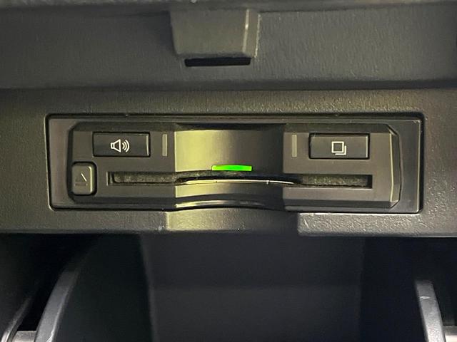 アルファード ２．５Ｓ　Ｃパッケージ　禁煙車　モデリスタエアロ　両側電動スライドドア　衝突軽減装置　１０インチナビ　バックカメラ　パワーシート　ハーフレザーシート　ドライブレコーダー　ＬＥＤヘッドライト　ＥＴＣ（6枚目）