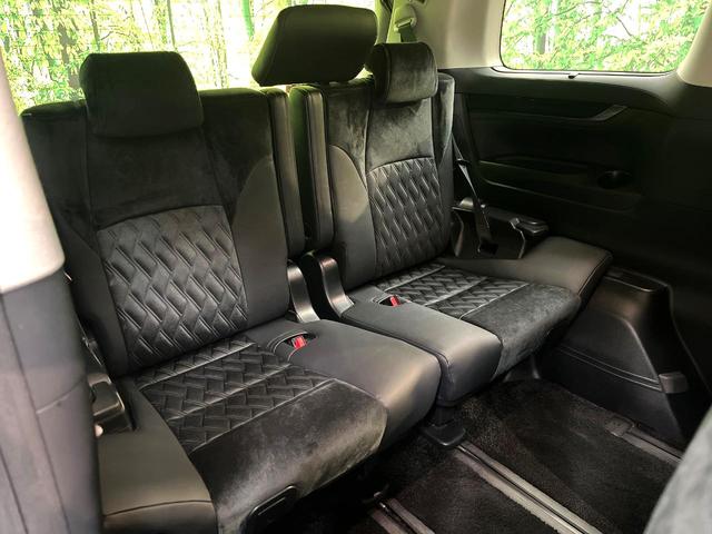 アルファード ２．５Ｓ　Ｃパッケージ　禁煙車　モデリスタエアロ　両側電動スライドドア　衝突軽減装置　１０インチナビ　バックカメラ　パワーシート　ハーフレザーシート　ドライブレコーダー　ＬＥＤヘッドライト　ＥＴＣ（10枚目）