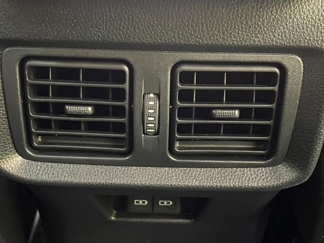 ハリアー Ｚ　レザーパッケージ　禁煙車　モデリスタエアロ　衝突軽減装置　純正１２．３インチディスプレイオーディオ　全周囲カメラ　ＪＢＬサウンドシステム　パワーバックドア　本革シート　パワーシート　ＥＴＣ２．０　シートベンチレーション（48枚目）