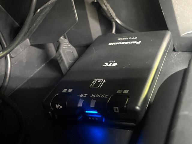 コペン ローブ S 禁煙車 SDナビ バックカメラ シートヒーター LEDヘッドライト ETC オートエアコン Bluetooth再生 CD/DVD再生 フルセグ フォグライト スマートキー 16インチアルミホイール(6枚目)