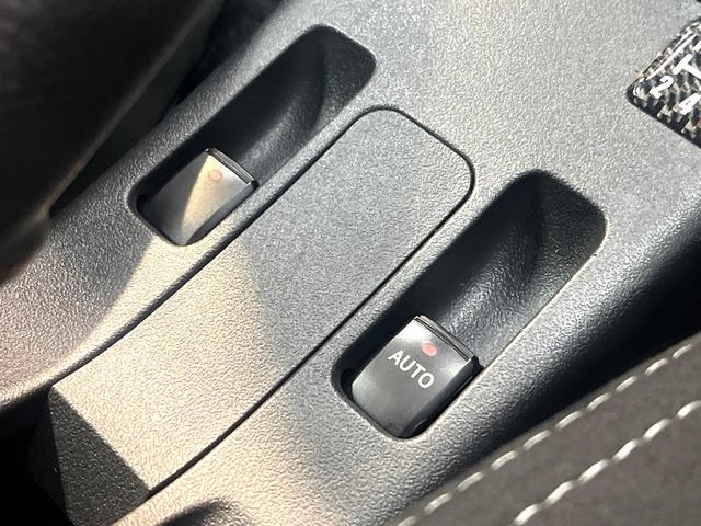 コペン ローブ S 禁煙車 SDナビ バックカメラ シートヒーター LEDヘッドライト ETC オートエアコン Bluetooth再生 CD/DVD再生 フルセグ フォグライト スマートキー 16インチアルミホイール(57枚目)