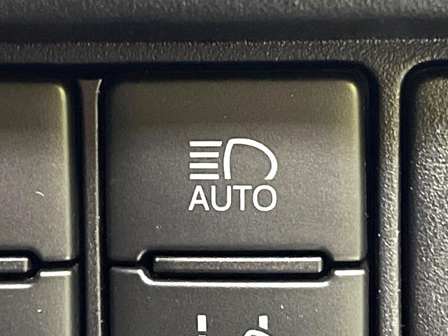 エスクァイア ハイブリッドＧｉ　禁煙車　両側電動ドア　後席モニター　バックカメラ　衝突被害軽減装置　ドラレコ　コーナーセンサー　スマートキー　ＬＥＤヘッド　ＥＴＣ　クルコン　純正１５インチアルミ　オートハイビーム（48枚目）