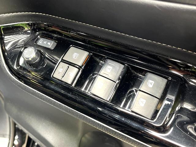 エスクァイア ハイブリッドＧｉ　禁煙車　両側電動ドア　後席モニター　バックカメラ　衝突被害軽減装置　ドラレコ　コーナーセンサー　スマートキー　ＬＥＤヘッド　ＥＴＣ　クルコン　純正１５インチアルミ　オートハイビーム（63枚目）