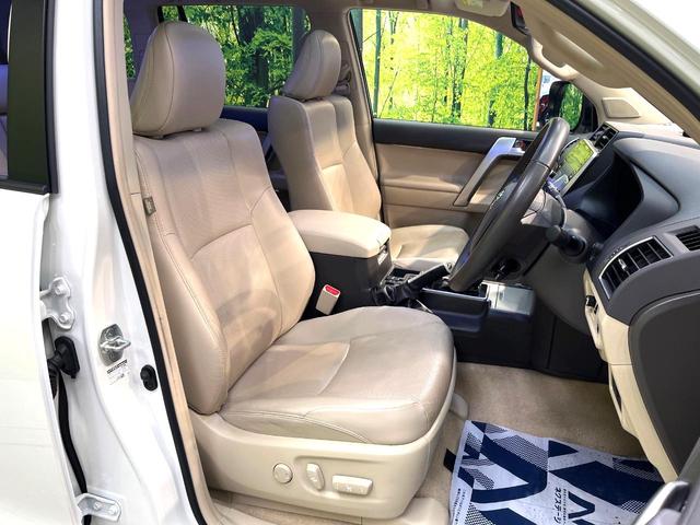 【ベージュレザーシート】デザイン性が高く、高級感のあるベージュ革シート。常に体に触れる部分だから、座り心地の良さにはこだわりたいですね♪汚れの付着や劣化を抑制する内装コーティング施工もおススメですよ♪