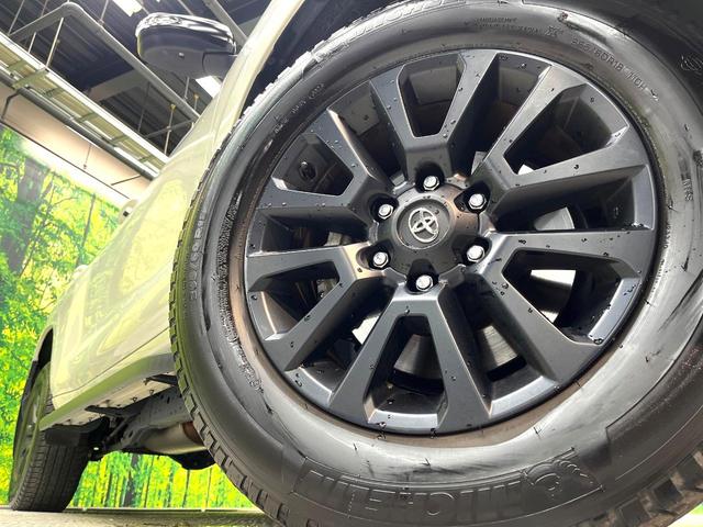 【純正アルミホイール】外観にマッチした純正アルミホイールを装着しております。各種社外アルミホイールや、スタッドレスタイヤも取扱いしております。是非ご相談ください♪