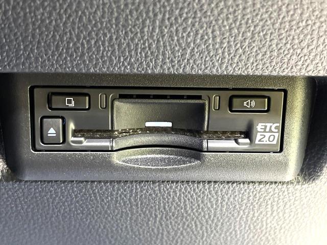 ランドクルーザー２５０ ＶＸ　４ＷＤ　７人乗り　サンルーフ　衝突軽減　レーダークルーズ　純正１２型ディスプレイオーディオ　全周囲カメラ　ＥＴＣ　ＬＥＤヘッド　デジタルインナーミラー　パワーバックドア　Ｂｌｕｅｔｏｏｔｈ　ドラレコ（7枚目）