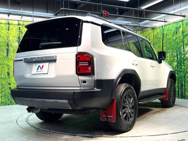 ランドクルーザー２５０ ＶＸ　４ＷＤ　７人乗り　サンルーフ　衝突軽減　レーダークルーズ　純正１２型ディスプレイオーディオ　全周囲カメラ　ＥＴＣ　ＬＥＤヘッド　デジタルインナーミラー　パワーバックドア　Ｂｌｕｅｔｏｏｔｈ　ドラレコ（18枚目）