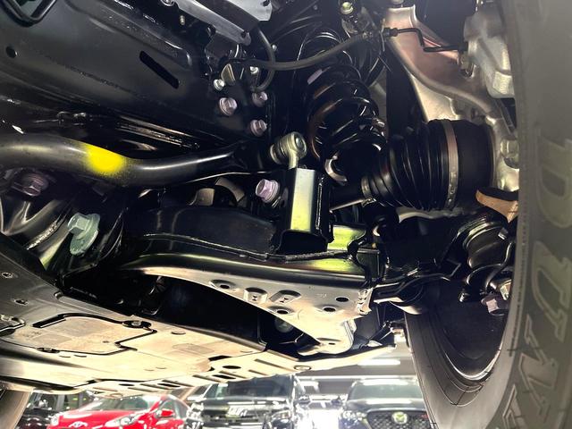 ランドクルーザー２５０ ＶＸ　４ＷＤ　７人乗り　サンルーフ　衝突軽減　レーダークルーズ　純正１２型ディスプレイオーディオ　全周囲カメラ　ＥＴＣ　ＬＥＤヘッド　デジタルインナーミラー　パワーバックドア　Ｂｌｕｅｔｏｏｔｈ　ドラレコ（24枚目）