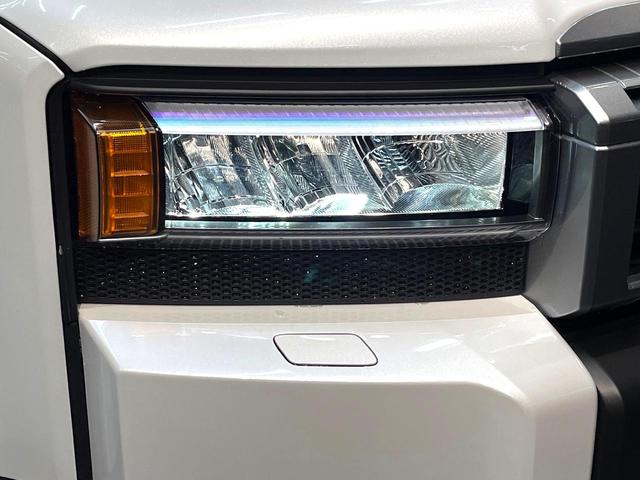 ランドクルーザー２５０ ＶＸ　４ＷＤ　７人乗り　サンルーフ　衝突軽減　レーダークルーズ　純正１２型ディスプレイオーディオ　全周囲カメラ　ＥＴＣ　ＬＥＤヘッド　デジタルインナーミラー　パワーバックドア　Ｂｌｕｅｔｏｏｔｈ　ドラレコ（32枚目）