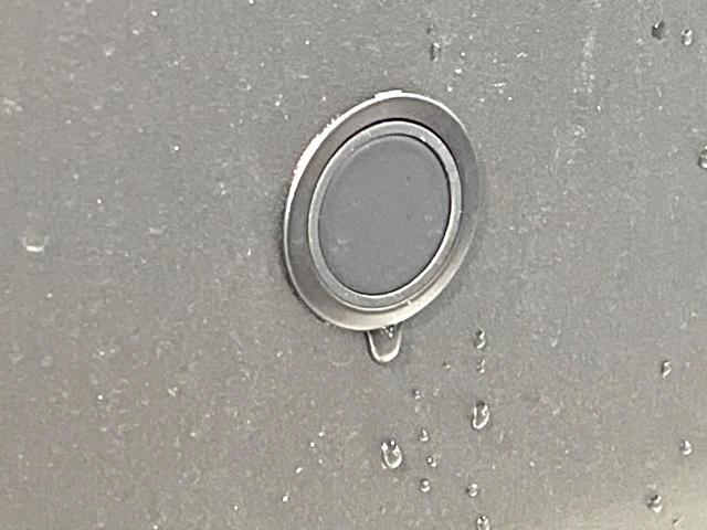 ランドクルーザー２５０ ＶＸ　４ＷＤ　７人乗り　サンルーフ　衝突軽減　レーダークルーズ　純正１２型ディスプレイオーディオ　全周囲カメラ　ＥＴＣ　ＬＥＤヘッド　デジタルインナーミラー　パワーバックドア　Ｂｌｕｅｔｏｏｔｈ　ドラレコ（42枚目）