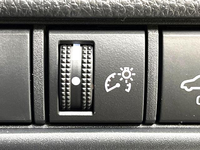 ランドクルーザー２５０ ＶＸ　４ＷＤ　７人乗り　サンルーフ　衝突軽減　レーダークルーズ　純正１２型ディスプレイオーディオ　全周囲カメラ　ＥＴＣ　ＬＥＤヘッド　デジタルインナーミラー　パワーバックドア　Ｂｌｕｅｔｏｏｔｈ　ドラレコ（54枚目）