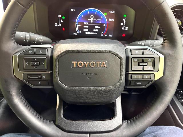 ランドクルーザー２５０ ＶＸ　４ＷＤ　７人乗り　サンルーフ　衝突軽減　レーダークルーズ　純正１２型ディスプレイオーディオ　全周囲カメラ　ＥＴＣ　ＬＥＤヘッド　デジタルインナーミラー　パワーバックドア　Ｂｌｕｅｔｏｏｔｈ　ドラレコ（76枚目）