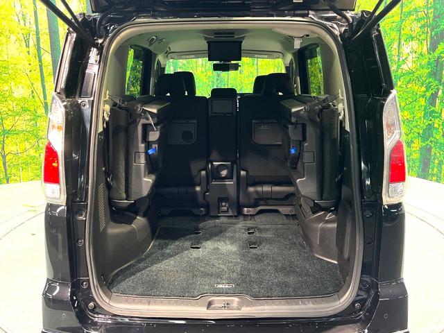 セレナ ライダー 両側電動ドア 後席モニター 全周囲カメラ 衝突被害軽減システム プロパイロット 禁煙車 ドライブレコーダー コーナーセンサー スマートキー LEDヘッド ビルトインETC 車線逸脱警報 オートライト(30枚目)