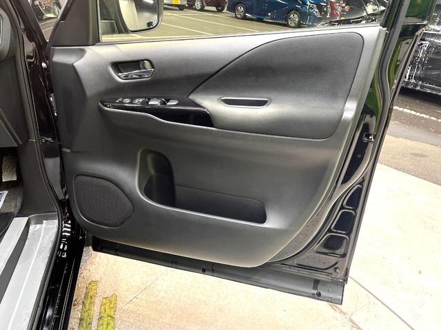 セレナ ライダー 両側電動ドア 後席モニター 全周囲カメラ 衝突被害軽減システム プロパイロット 禁煙車 ドライブレコーダー コーナーセンサー スマートキー LEDヘッド ビルトインETC 車線逸脱警報 オートライト(49枚目)