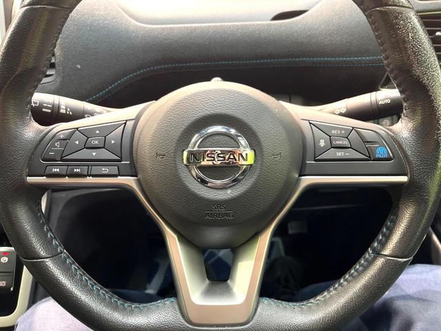 セレナ ライダー 両側電動ドア 後席モニター 全周囲カメラ 衝突被害軽減システム プロパイロット 禁煙車 ドライブレコーダー コーナーセンサー スマートキー LEDヘッド ビルトインETC 車線逸脱警報 オートライト(55枚目)