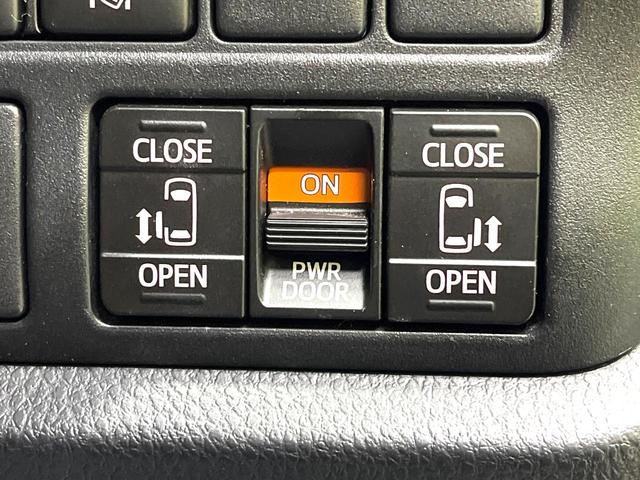 ヴォクシー ＺＳ　煌　禁煙車　両側電動ドア　フリップダウンモニター　アルパイン１１インチナビ　バックカメラ　衝突被害軽減システム　スマートキー　ＬＥＤヘッド　ＥＴＣ　クルコン　純正１６インチアルミ　車線逸脱警報（6枚目）