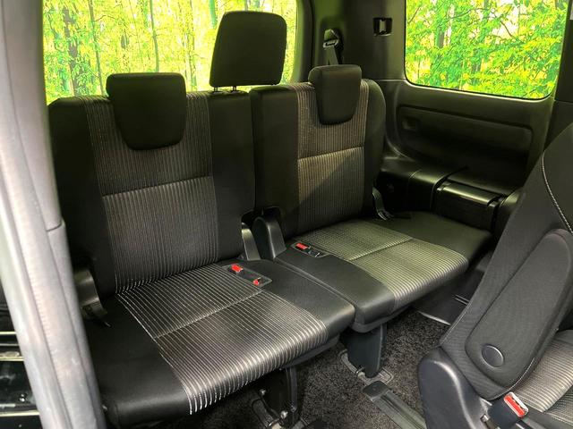 ヴォクシー ＺＳ　煌　禁煙車　両側電動ドア　フリップダウンモニター　アルパイン１１インチナビ　バックカメラ　衝突被害軽減システム　スマートキー　ＬＥＤヘッド　ＥＴＣ　クルコン　純正１６インチアルミ　車線逸脱警報（11枚目）